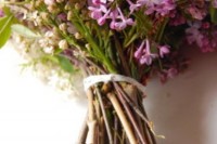 Naturally Beautiful DIY Wild Lilac Bouquet For Brides 7