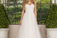 enchantment-wedding-dress-collection-from-lisa-gowing-17