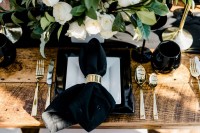 rustic-organic-and-modern-black-and-white-wedding-13