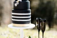 rustic-organic-and-modern-black-and-white-wedding-15