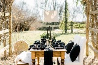 rustic-organic-and-modern-black-and-white-wedding-7
