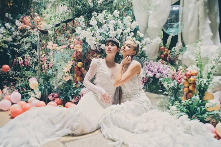 ‘Sleeping Beauty’ Wedding Shoot With An Insanely Pretty Floral Installation