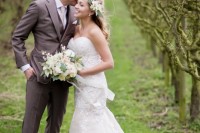 soft-and-neutral-rustic-wedding-shoot-from-netherlands-14