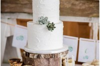 soft-and-neutral-rustic-wedding-shoot-from-netherlands-15