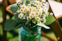 21 Romantic Ideas To Incorporate Chamomile Daisies Into Your Wedding 12