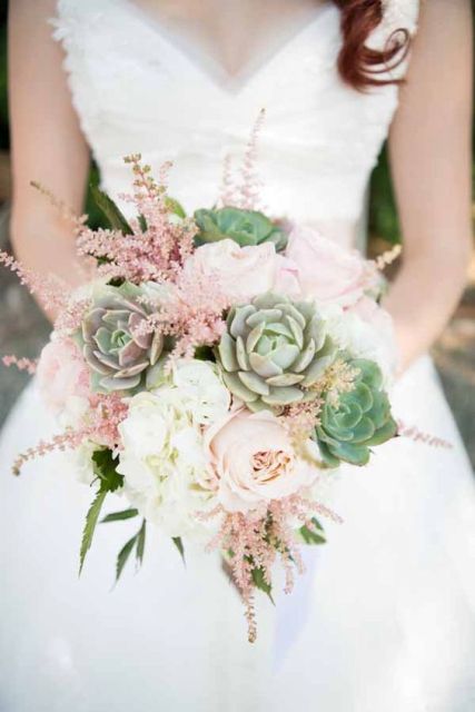 Unique Ideas To Incorporate Astilbes Into Your Wedding