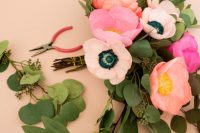 Gentle DIY Paper Flower Bouquet For Your Wedding 8