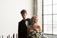 classic-yet-edgy-black-white-wedding-shoot-19
