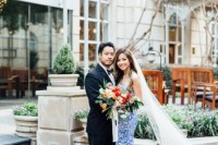 gorgeous-blue-and-white-chinese-pottery-inspired-wedding-shoot-1