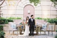 gorgeous-blue-and-white-chinese-pottery-inspired-wedding-shoot-11