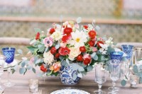 gorgeous-blue-and-white-chinese-pottery-inspired-wedding-shoot-8