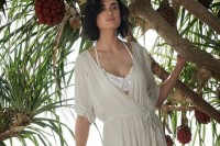 sensuous-yet-comfy-bhldn-honeymoon-outfits-collection-12