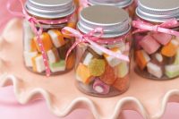 Candy-Tiny-Jars-Favors