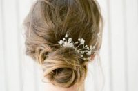 delicate-diy-bridal-bun-hairstyle-1
