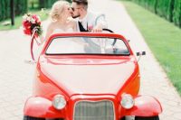 vintage-chic-red-pink-garden-wedding-19