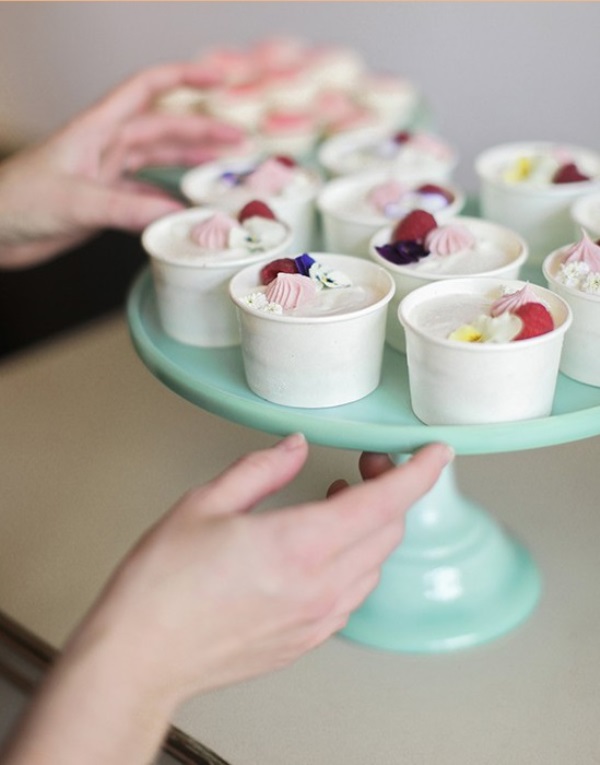 Yummy DIY Mini Cakes Favors For Your Wedding Guests