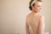 07 vintage pearl back wedding necklace