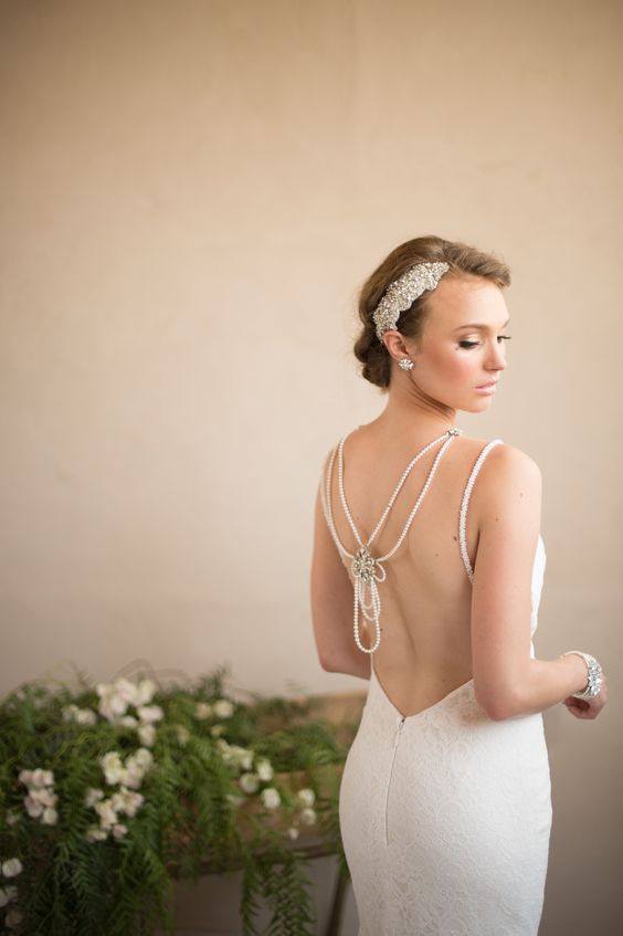 vintage pearl back wedding necklace