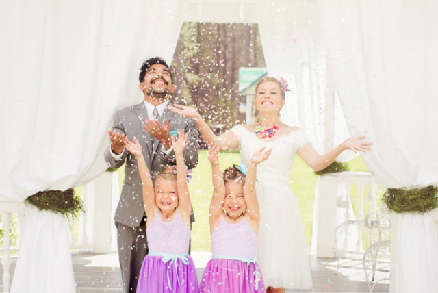 this fun shoot is a great source of inspiration for any summer wedding or engagement