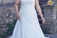 32 plus-size off-the-shoulder wedding dress