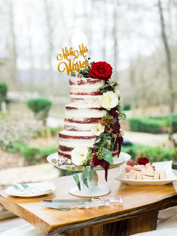 fall wedding cake with flowers and greenery