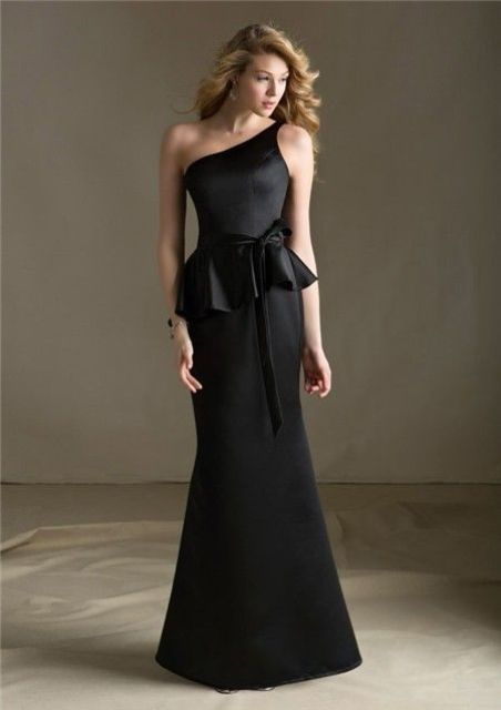 Gorgeous black one shoulder maxi dress