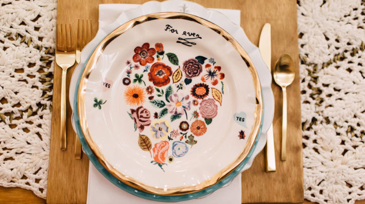 These floral dishes bring a boho and vintage touch