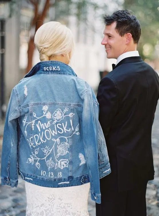 a customized blue denim jacket is a nice idea to calm down the look and make it more casual