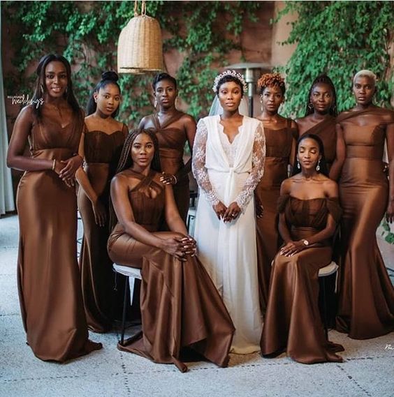 msiamtching adn chic brown mermaid bridesmaid dresses for a super catchy and chic bridal party look