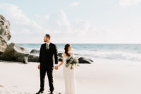 02 It’s a coastal wedding shoot with romantic boho touches