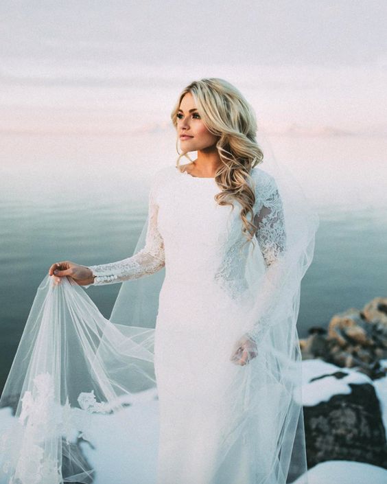 sheath white lace wedding dress makes you look like a snow queen