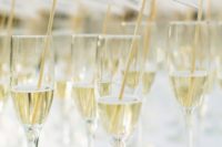 07 champagne toasts with sparkling stirrers