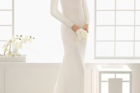 09 minimalist wedding dress of plain white fabric that reminds of winter snow