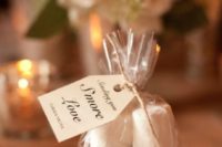 14 s’mores wedding favors is winter classics that everybody would love