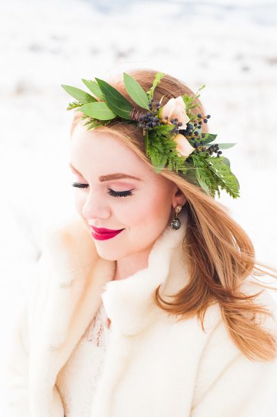 green leaves and a single blush bloom for a statement crown