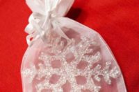 25 sparkling snowlake ornament for a winter wedding favor