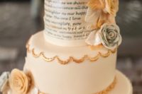 34 write your favorite quotes or vows on the cake
