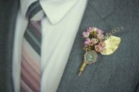 37 little agate boutonniere with pink flowers