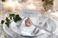 a lovely Christmas wedding table setting