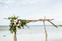 06 driftwood arch with floral corner decor