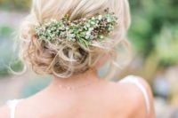06 medium hair can be also styled into an updo, top it with fresh flowers