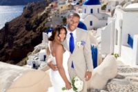 11 reflect the beautiful blue details of Santorini adding the same blue to your wedding colors