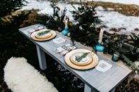 11 The sweetheart table was decorated with evergreen branches, leaves and candles