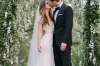 19 romantic greenery and white rose wedding altar