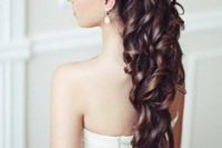 22 a curled ponytail looks amazing if you have long hair