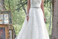 31 romantic lace strapless dress with an embellished sash