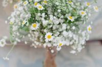 07 chamomile daisies are an amazing choice for a bridal bouquet