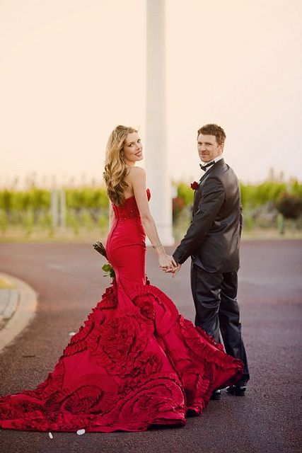 strapless Valentine's Day red wedding dress with an applique mermaid tail