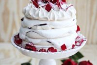 31 alternative wedding cake with red rose petals