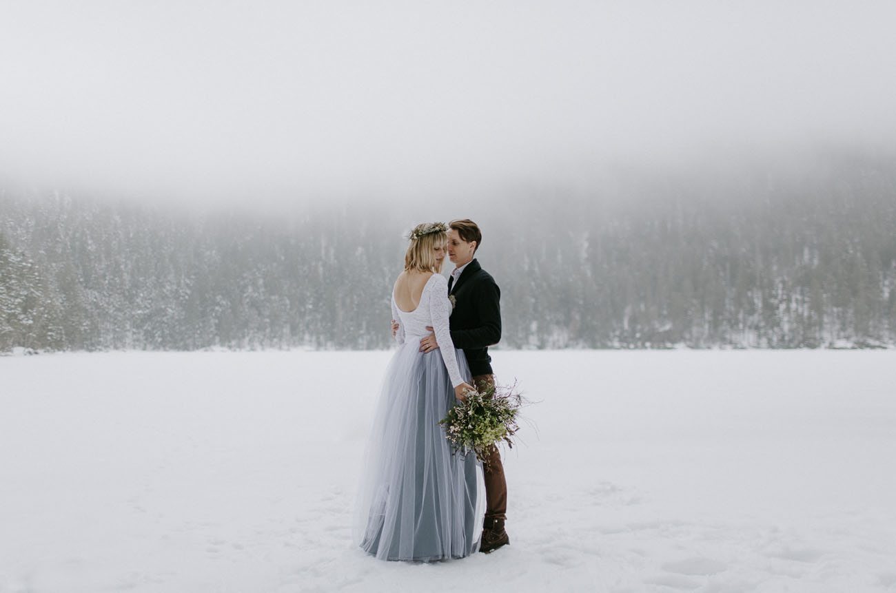 This cute intimate wedding took place in snowy mountains of the Czech Republic
